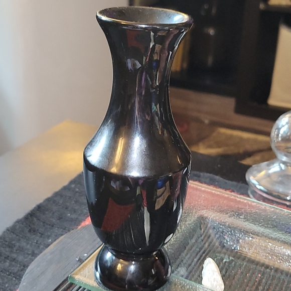 Vintage Black Vase Inlaid w/Mother of Pearl - Picture 2 of 6